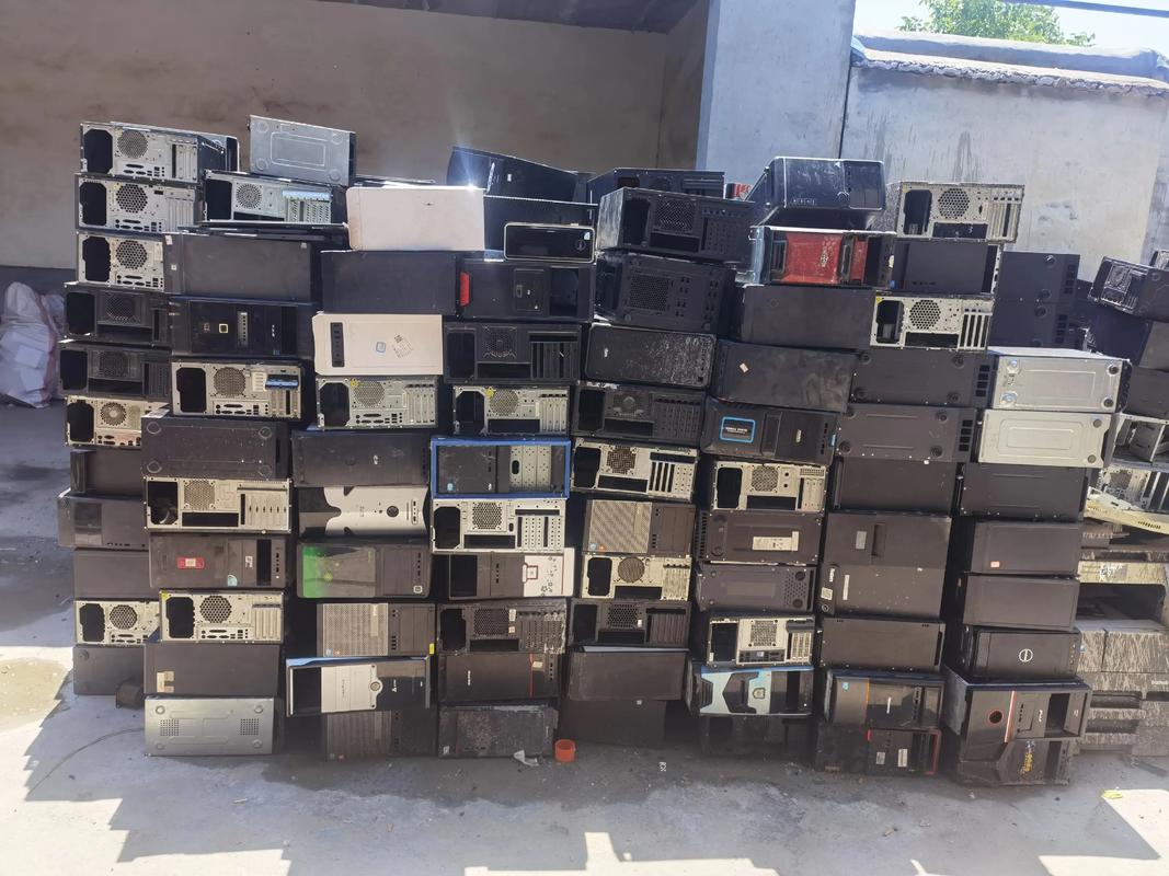 舊電腦回收市場火熱，電子產(chǎn)品維護(hù)成新機(jī)遇